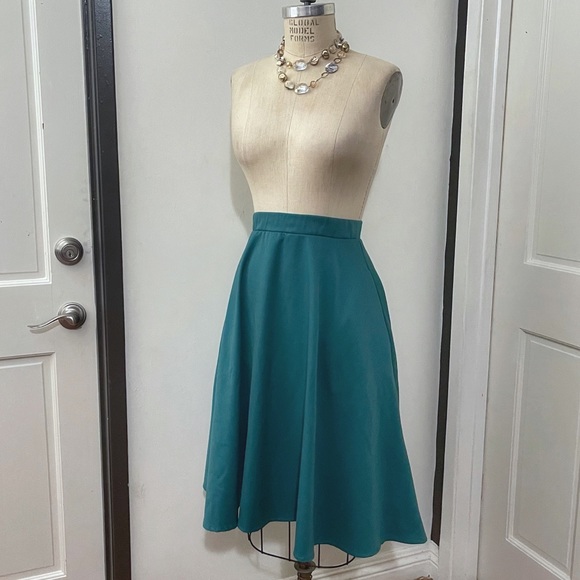 Vintage Inspired Teal Circle MIDI Skirt - Picture 4 of 9